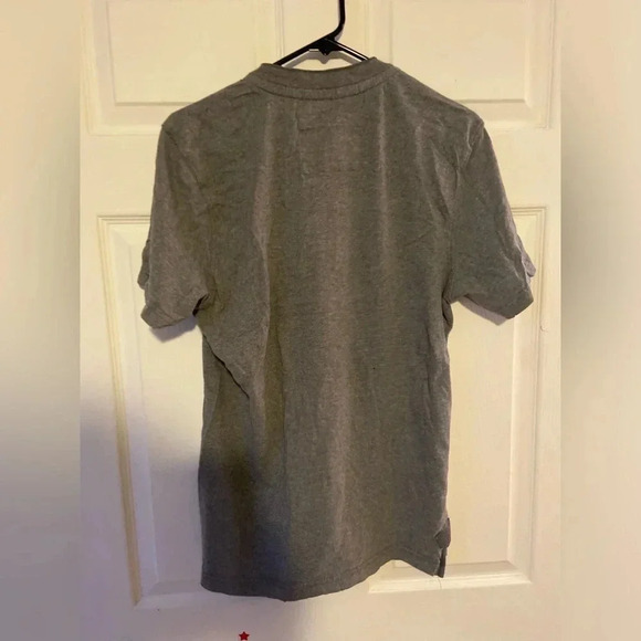 Aeropostale - Men’s  Large - Grey T-Shirt with Partial Buttons - Picture 5 of 5